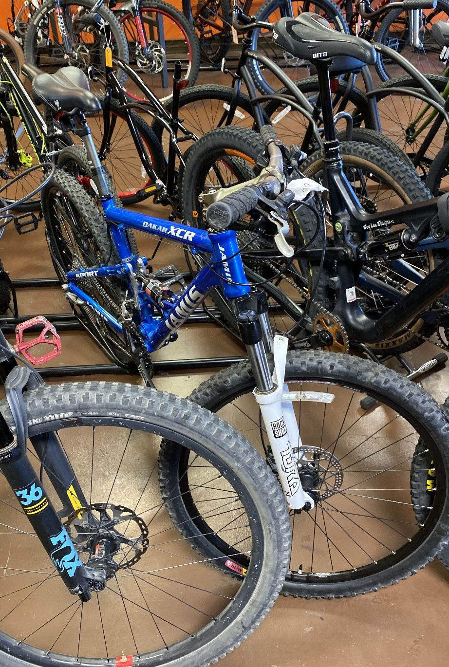 JAMIS DAKAR XCR SPORT Jamis Dakar Xcr