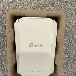 TP-Link AC1200 WiFi Extender, 2025 Wirecutter Best WiFi Extender, 1.2Gbps home signal booster, Dual Band 5GHz/2.4GHz, Up to 1600 Sq.ft and 32 Devices,