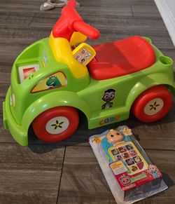 CoComelon Ride-On Car & JJ’s Learning Phone (Great Condition!)