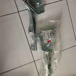 Hood hinges pair 2013-2022 Chevy Trax and Encore