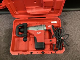 Milwaukee Corded 15lb Demolition Hammer $600