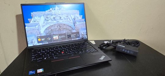 Lenovo ThinkPad E14 Core i5-1335U 512GB SSD 16GB Memory Intel 14" Laptop
