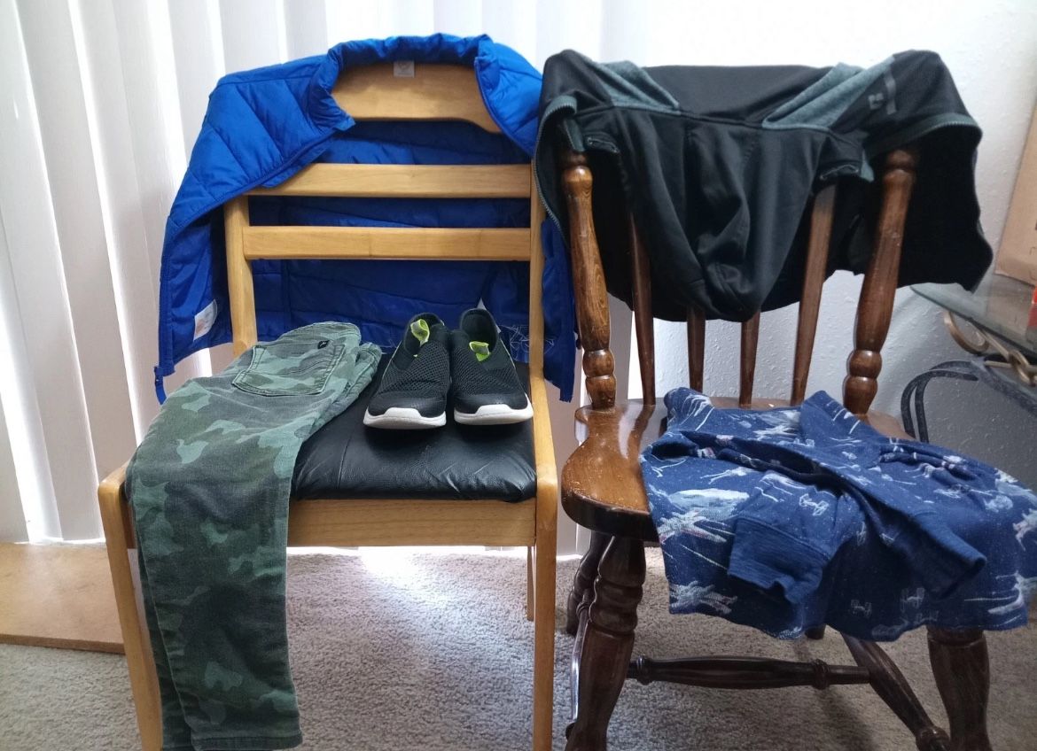 Boys S/6-7 Winter Coat, Zip Up Hoodie, Pants, Long Sleeve Shirt, & Size 13 Shoe