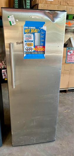Vissani 11 Cu. Ft. Upright Freezer