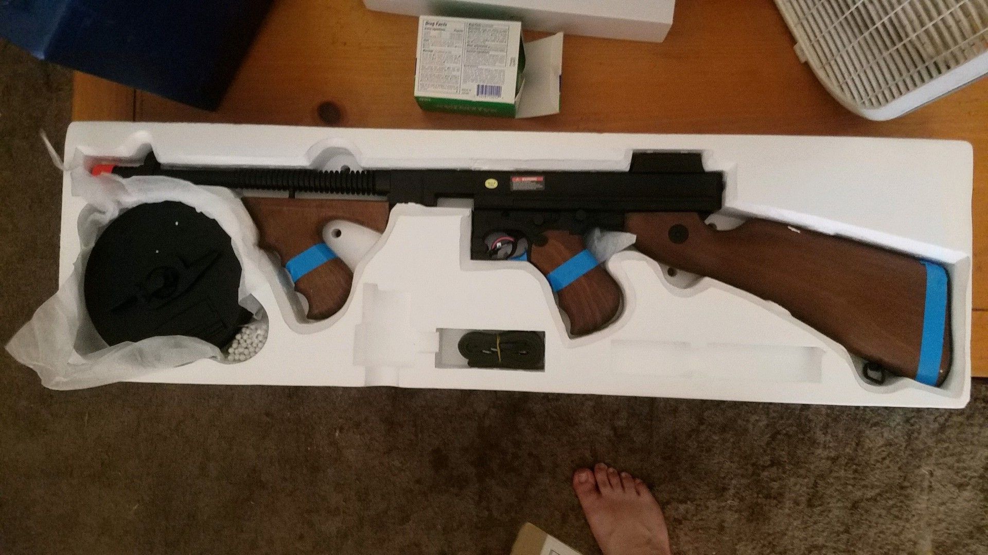 CYMA Chicago Typewriter Tommy Gun Full Size Airsoft AEG with Drum Magazine (toy gun)