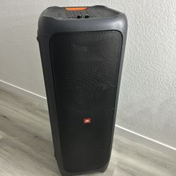 JBL party box 1000