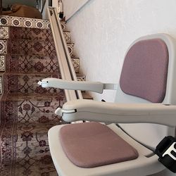 Acorn Superglide 120 Stairlift