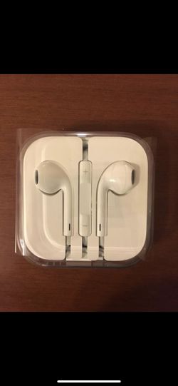 iPhone earphones
