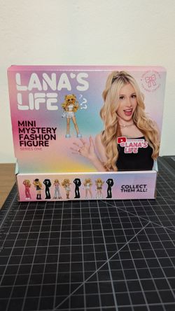 Lana's Life Mini Mystery Fashion Figure Store Display Lot
