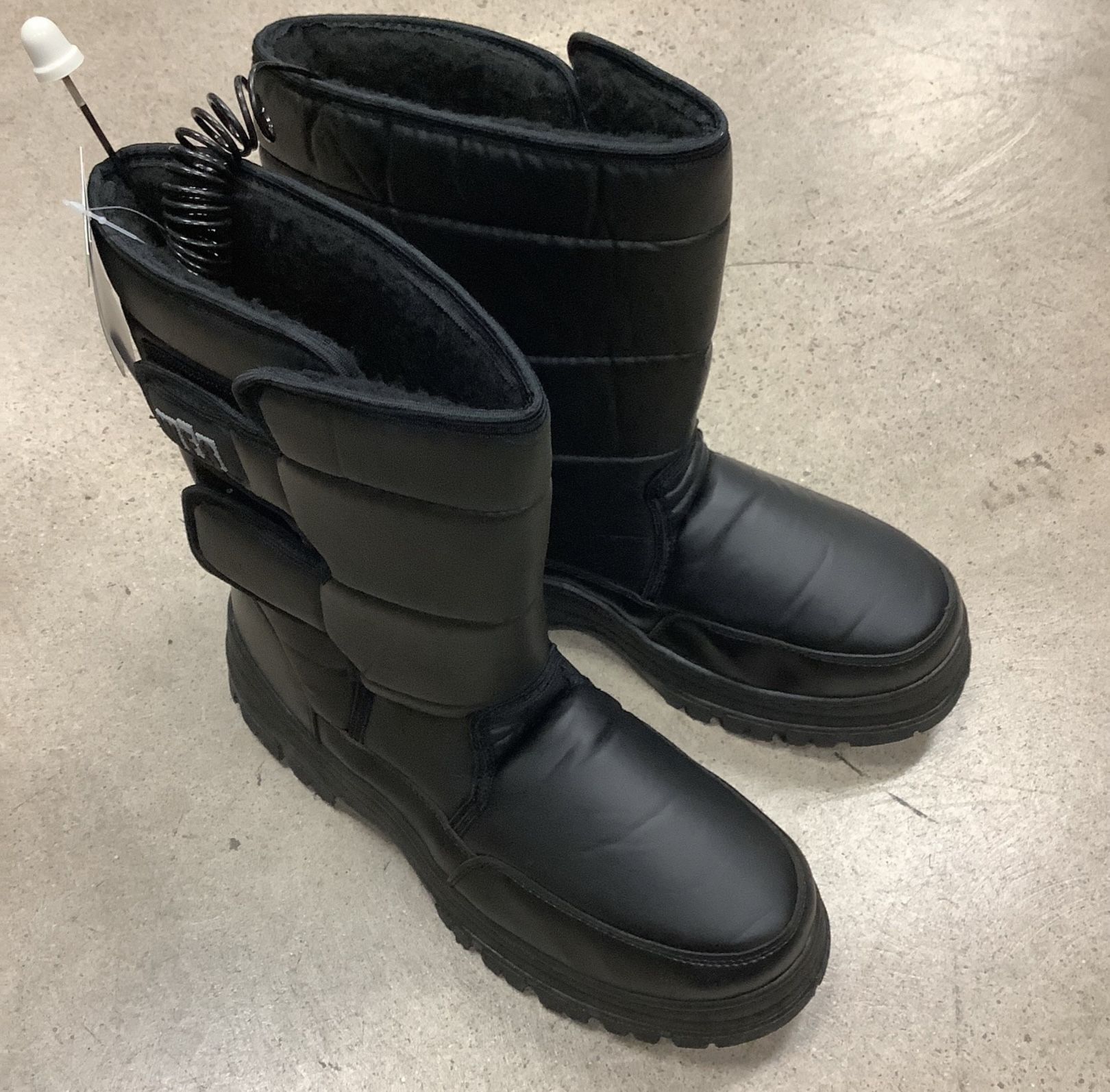 New WFS Mens Snow Jogger Boots Size 12 SKU 556798 for Sale in Phoenix, AZ OfferUp