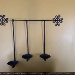 Metal candle holder