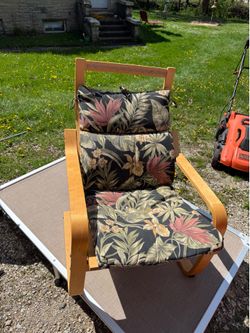 Wood rocker chair