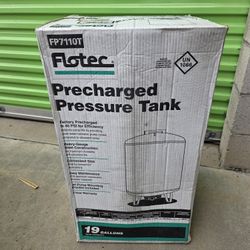 Flotec Precharged 19 Gallons Pressure Tank