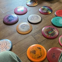 DiscGolf She 17 Of Them 