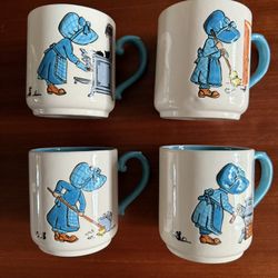 4 Vintage Holly Hobby Blue Mugs From The 80’s