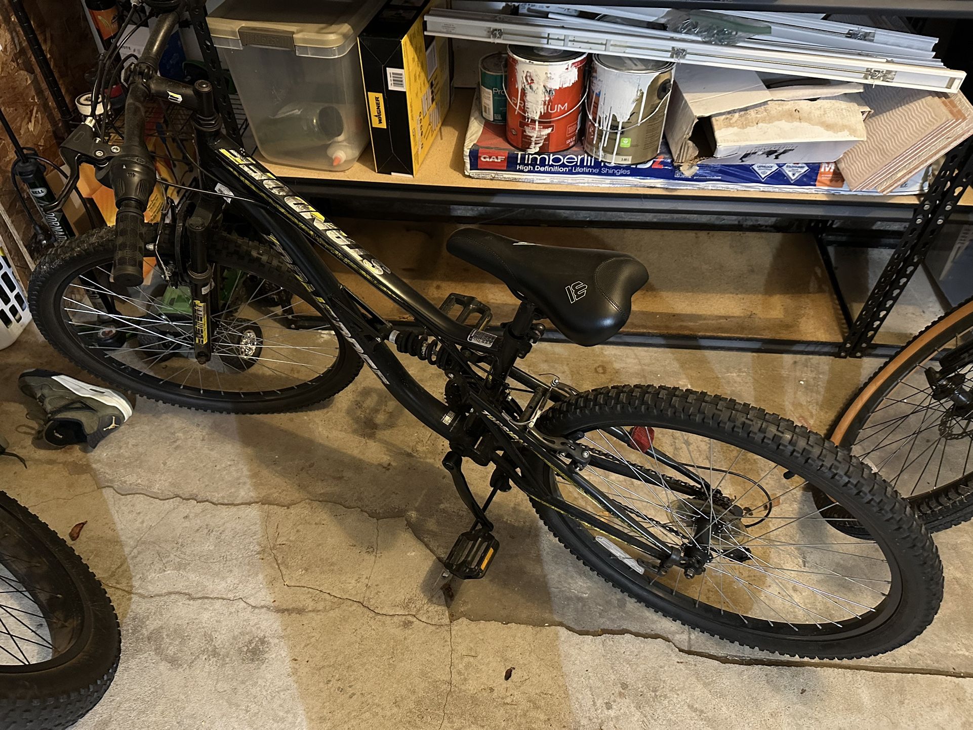 Standoff Mountain Bike