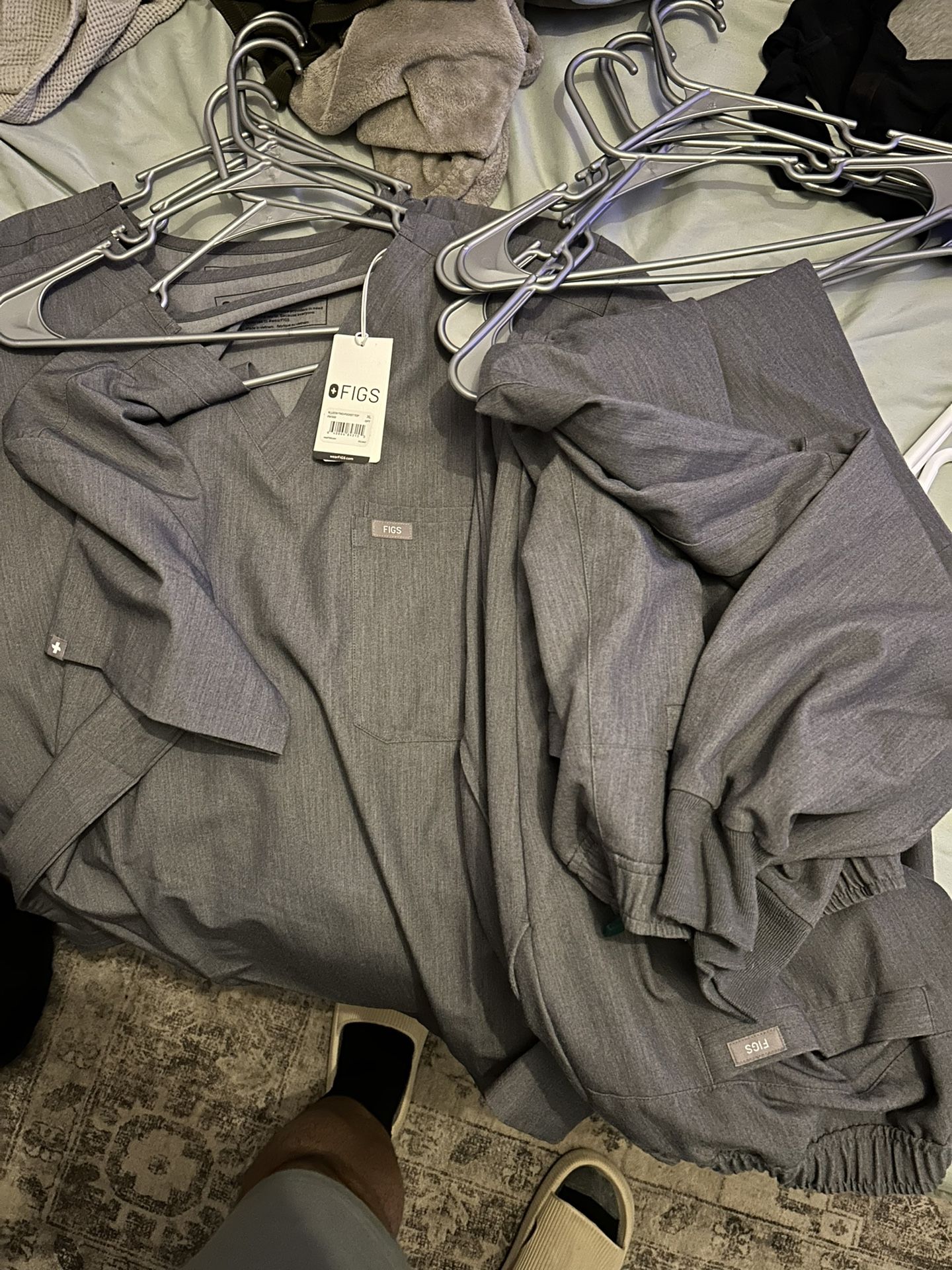 Men’s Figs Scrubs