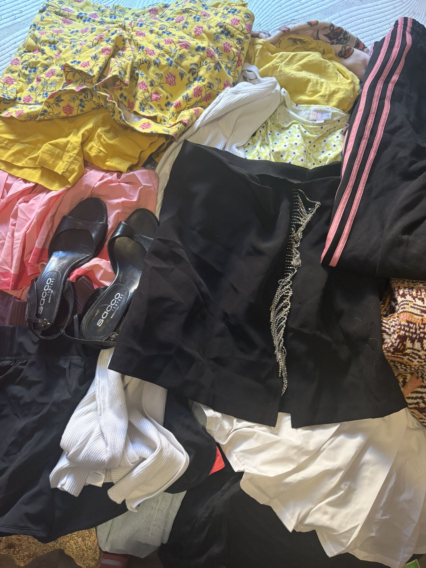 Big Lot Of Size Medium Women’s Name Brand Clothing