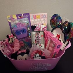 Minnie Mouse Mega Easter Basket