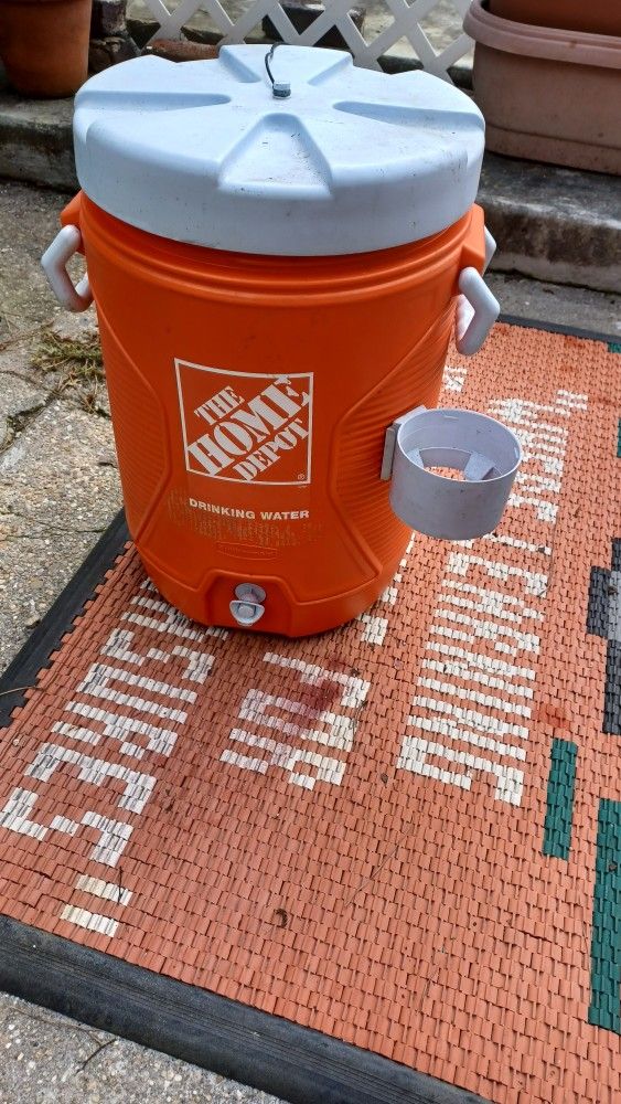 10 GALLON IGLOO COOLER