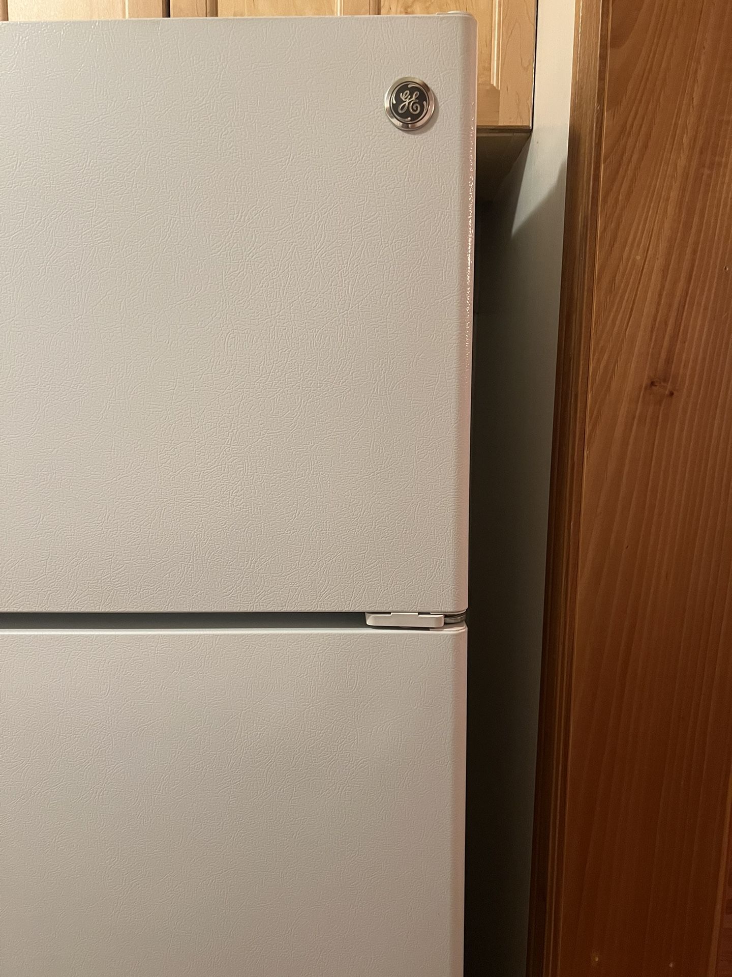 GE Refrigerator