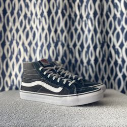 Vans SK8 - HI (men size: 8 / women size: 9.5)