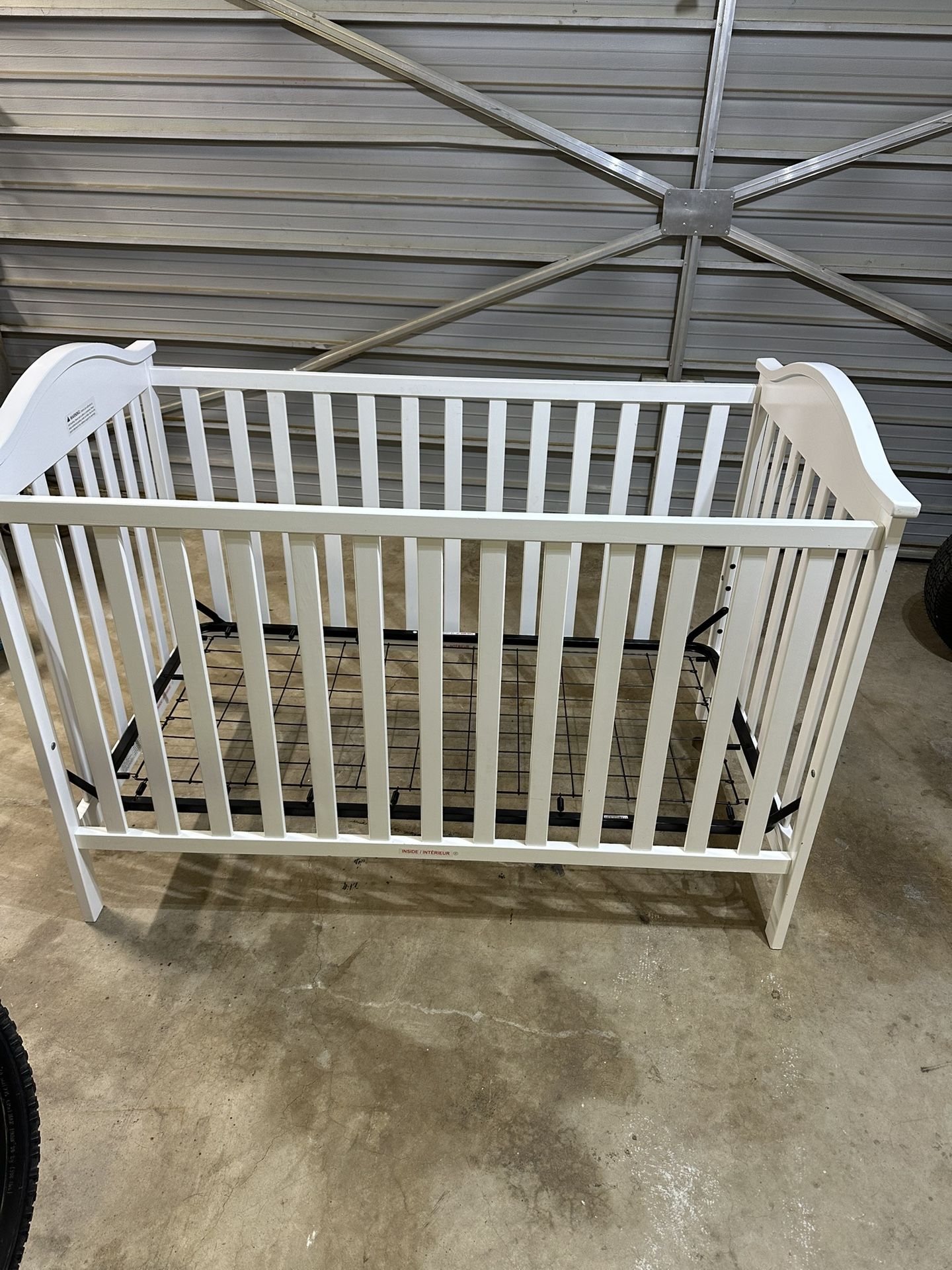 Crib for Sale in Bakersfield, CA - OfferUp