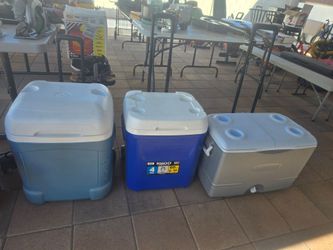 Wheeled cooler