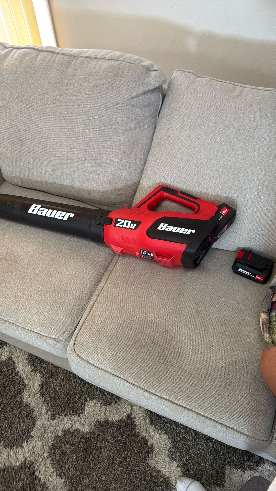 Bauer 20V Leaf Blower With Battery