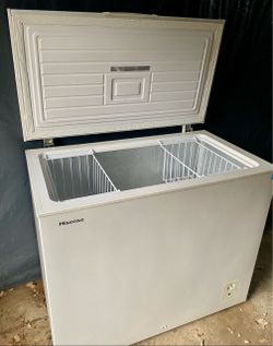 Hisense Chest Freezer 7.2 CU.FT