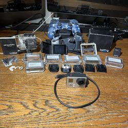 GoPro Hero 3, Lots Of Accessories
