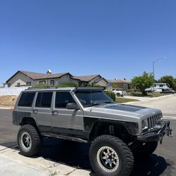 Jeep Cherokee 