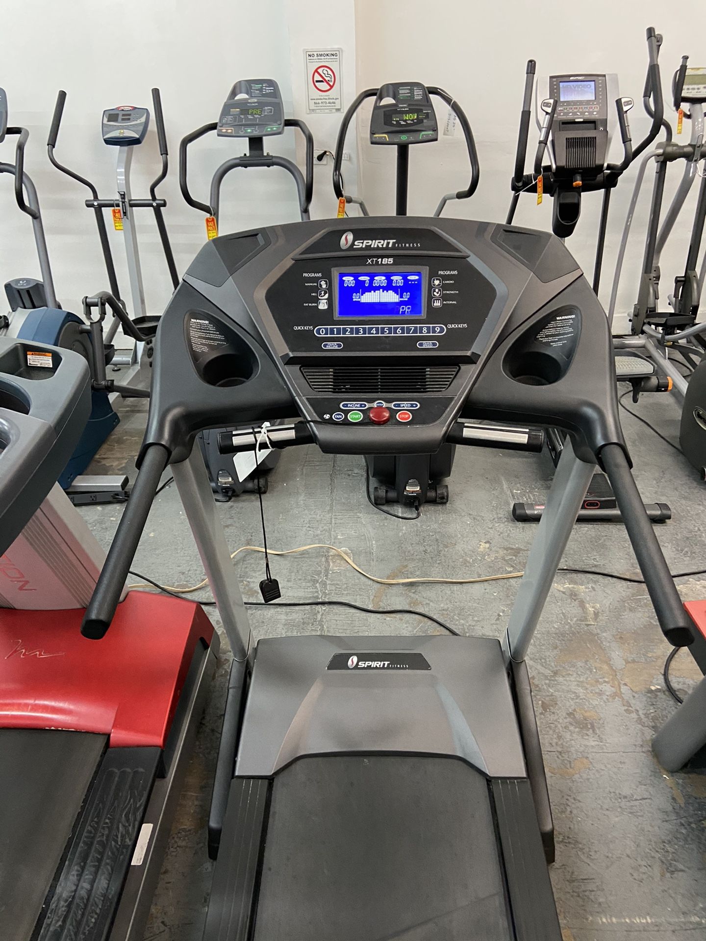 Spirit Fitness XT185 Folding Treadmill Treadmills For Home Gym