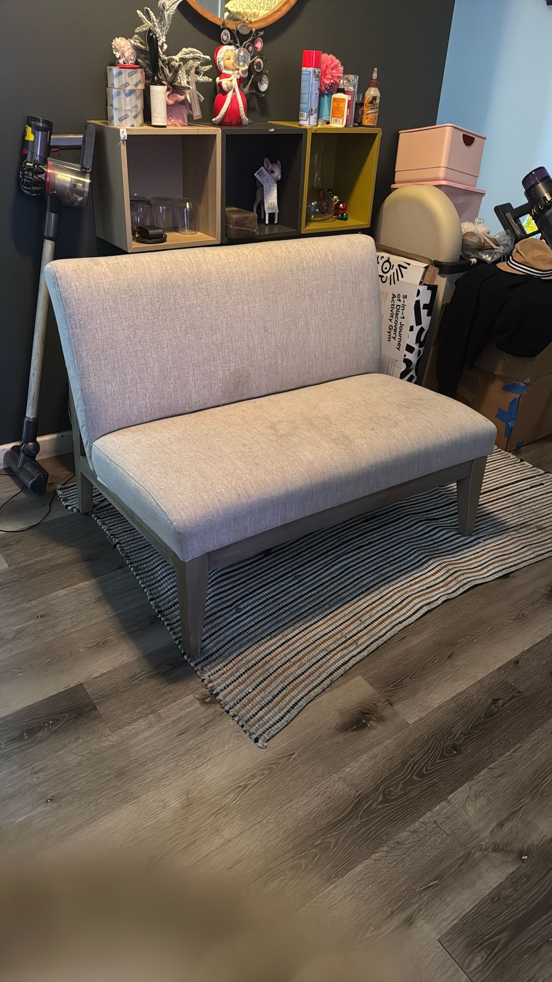 Front Of Bed Bench, Love Seat, Small Couch 