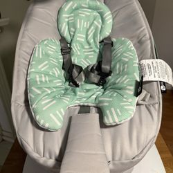 4moms Baby Swing * Never been used *