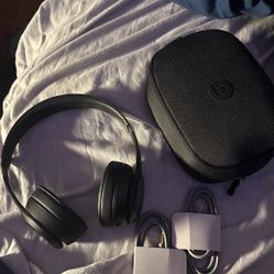 Beats Solo 4