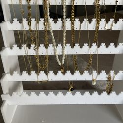 Jewelry Holder Plus Jewelry Included 