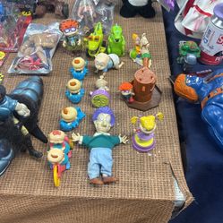 Lot Of Rugrats Little Figures.