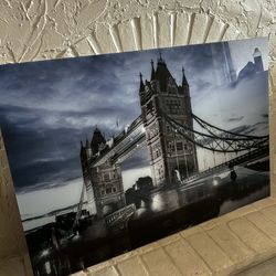 London Tower Bridge Glass Wall Decor 47”Lx31.5”H