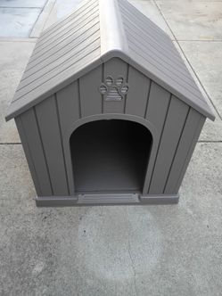 Dog house