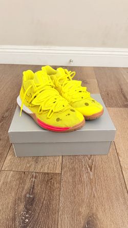 Kyrie 5 Spongebobs Size 5Y