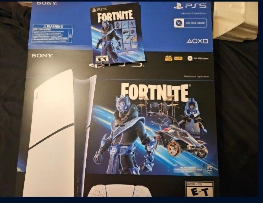 Playstation 5 Bundle With Fortnite NEW