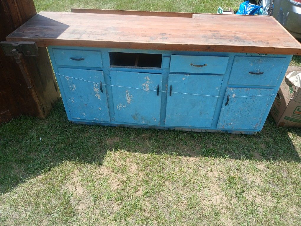 Vintage Work Bench