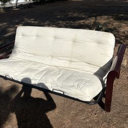 Free  Futon 4.5x6.5 