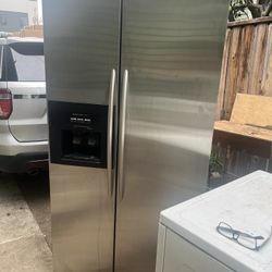 Kitchen Aid SUPERBA Refrigerator 