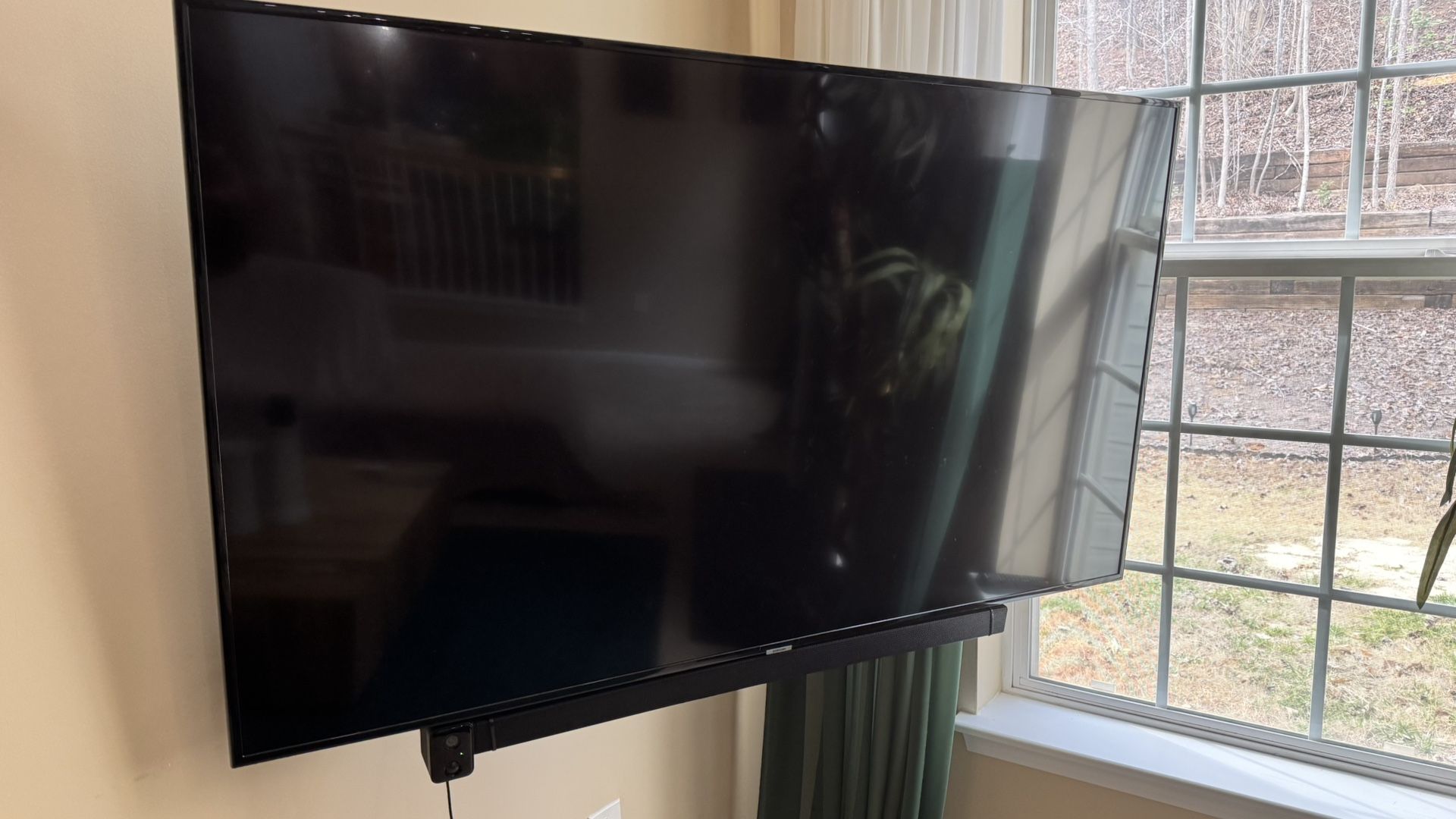 Samsung 65” Smart TV