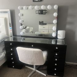 Makeup Vanity