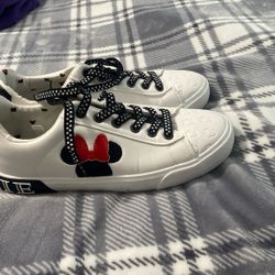 Women’s size 7 1/2 Disney  shoes