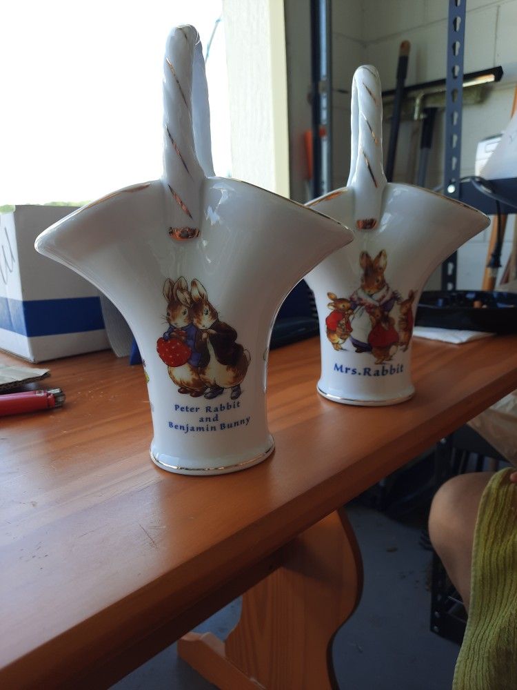 PETER RABBIT COLLECTIBLES