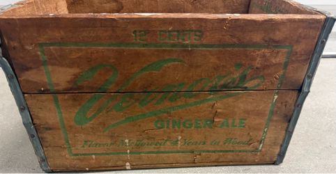 Vintage Vernor's Ginger Ale Wooden Advertising Crate 16" X 10 1/2" X 9 1/2"